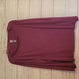 3/$30 -NWOT GO Couture mock neck long sleeve berry top Size XL